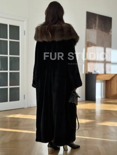 Шуба из меха норки BLACKGLAMA - фото 7