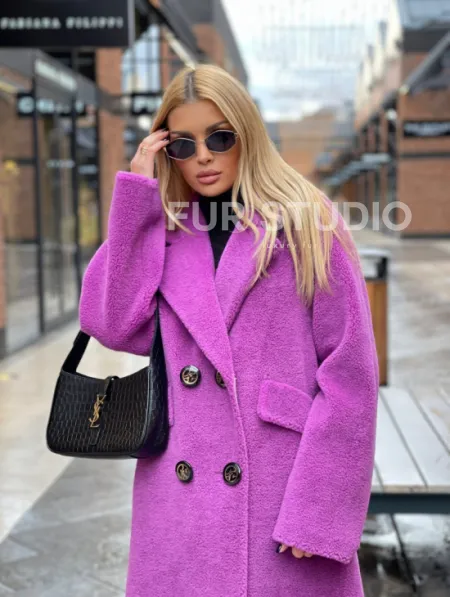 Стильное шерстяное пальто в ярком цвете - фото 0