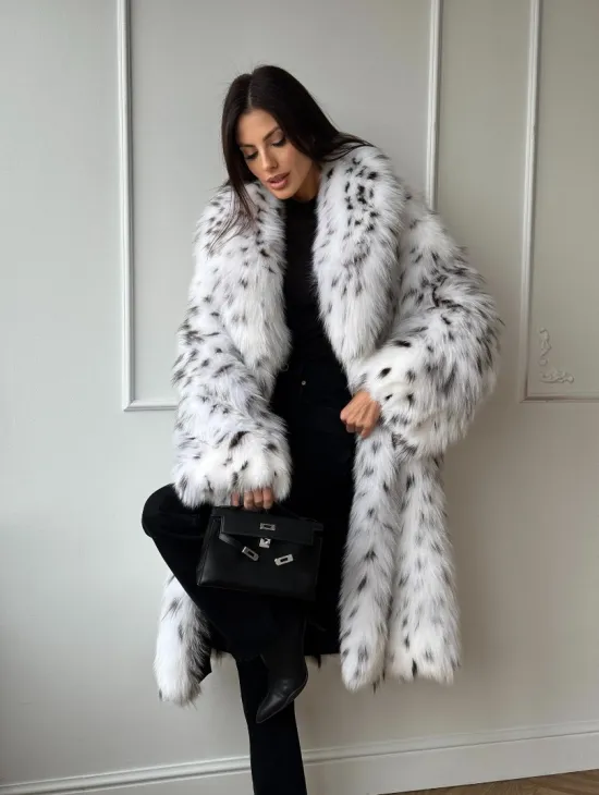 Манто из меха аукционной кристальной лисы (реплика канадской рыси) - фото 10