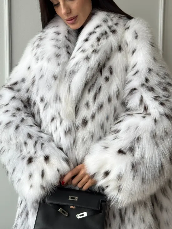 Манто из меха аукционной кристальной лисы (реплика канадской рыси) - фото 4