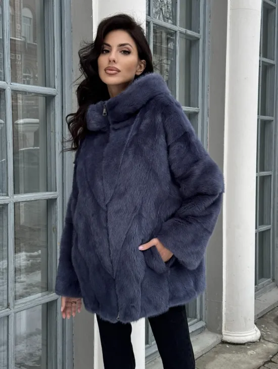Меховая курточка - бомбер из аукционной норки с капюшоном - фото 5