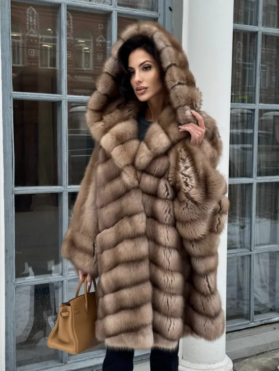 Шуба из меха куницы «летучая мышь» - фото 5