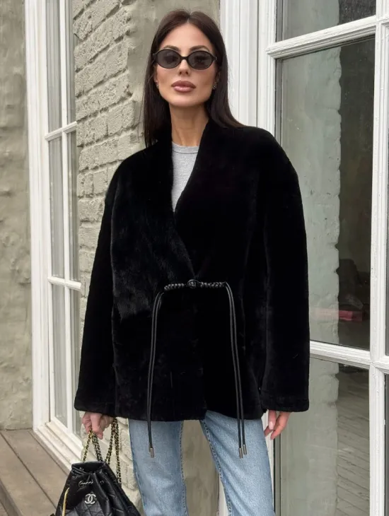 Комбинированная женская дубленка из мутона с мехом норки - фото 1