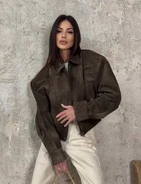 Современный кроп - бомбер из натуральной замши - фото 0