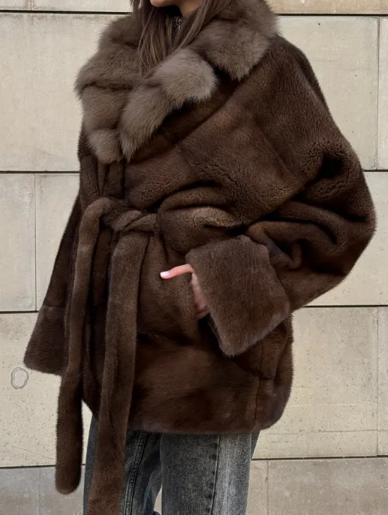 Коричневый норковый полушубок 