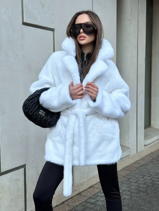 Белый норковый полушубок - кимоно с английским воротником - фото 7