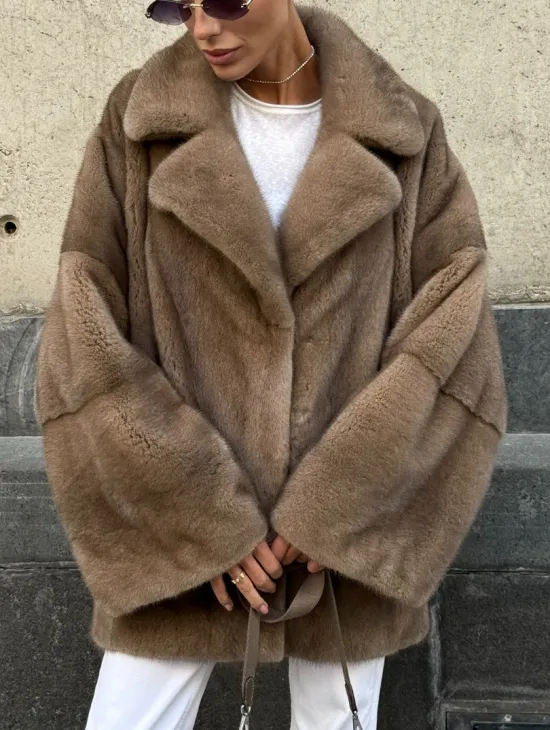 Норковый полушубок в пастельном оттенке - фото 1