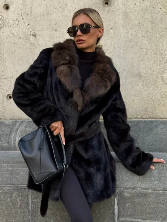 Норковая шуба махагон с куницей - фото 4