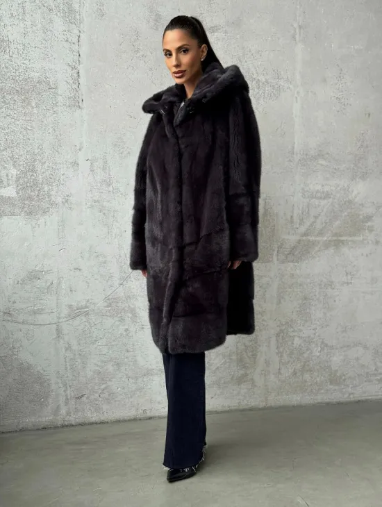 Женская норковая шуба с капюшоном - фото 4