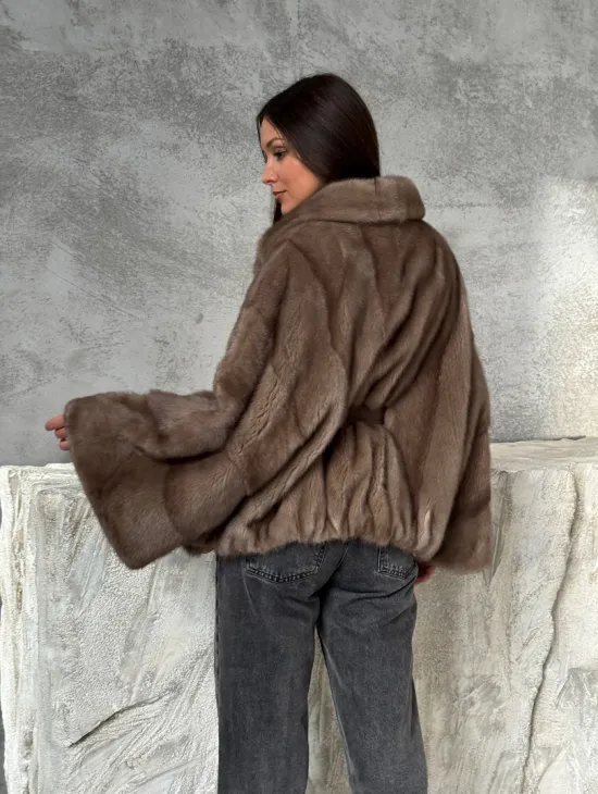 Норковая шуба английский воротник 