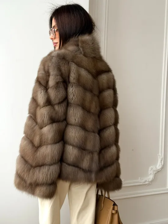 Шуба из меха куницы - рукава косичкой - фото 5