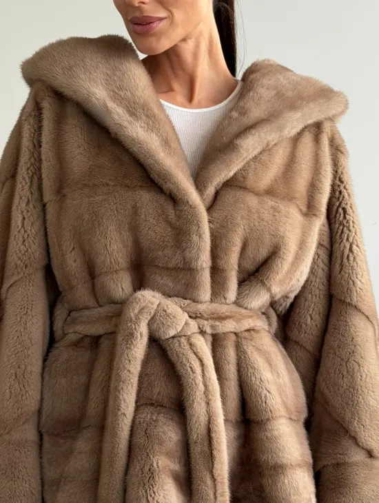 Норка пастель с капюшоном - летучая мышь - фото 1