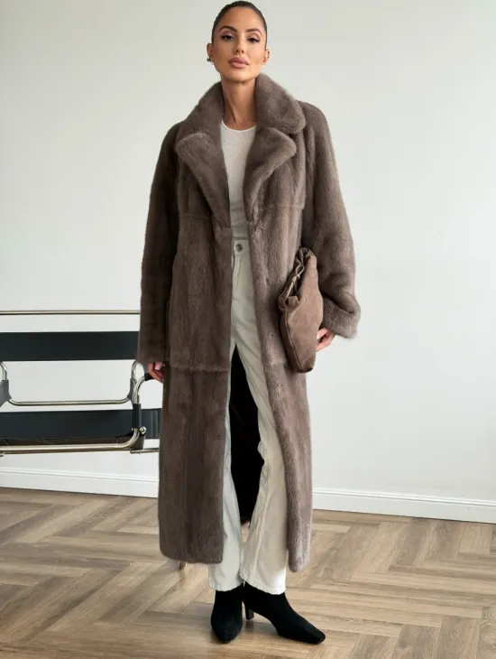 Прямая норковая шуба с поясом - фото 3