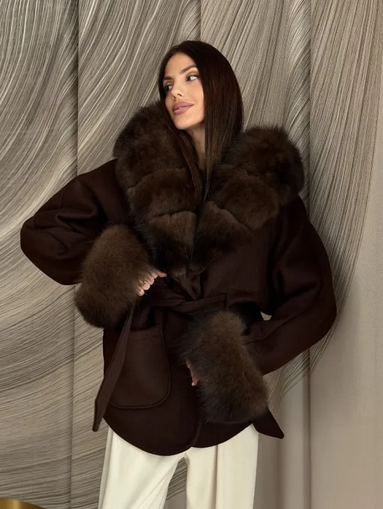 Пальто с мехом песца под соболь - фото 17