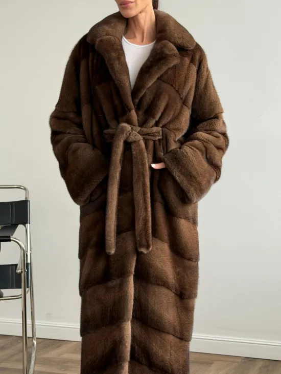 Шуба из плюшевой норки Velvet с английским воротником - цвет соболь - фото 4