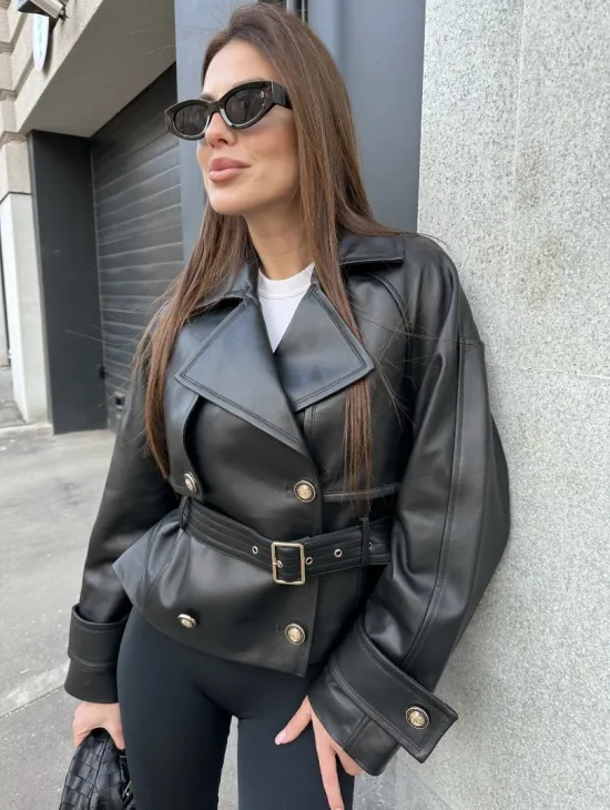 Куртка из кожи черного цвета - фото 0