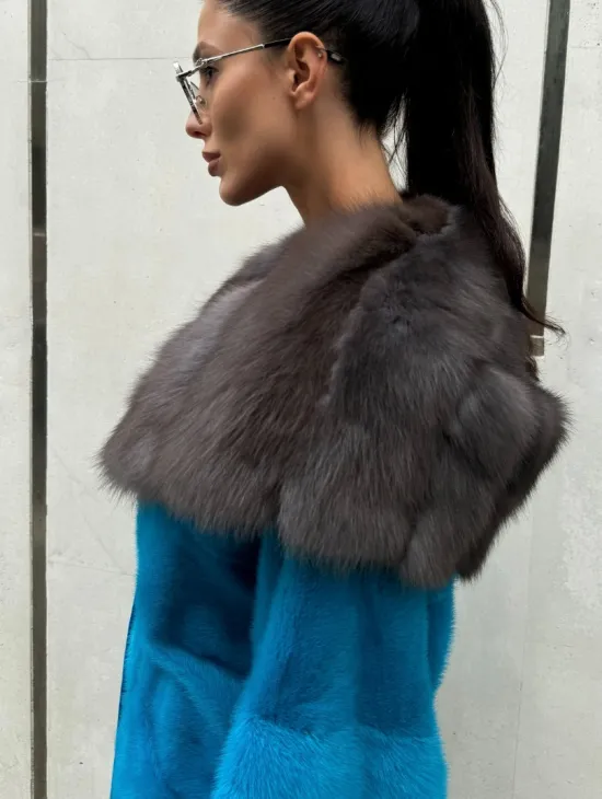 Шуба норковая с капюшоном из меха куницы - цвет тиффани - фото 4